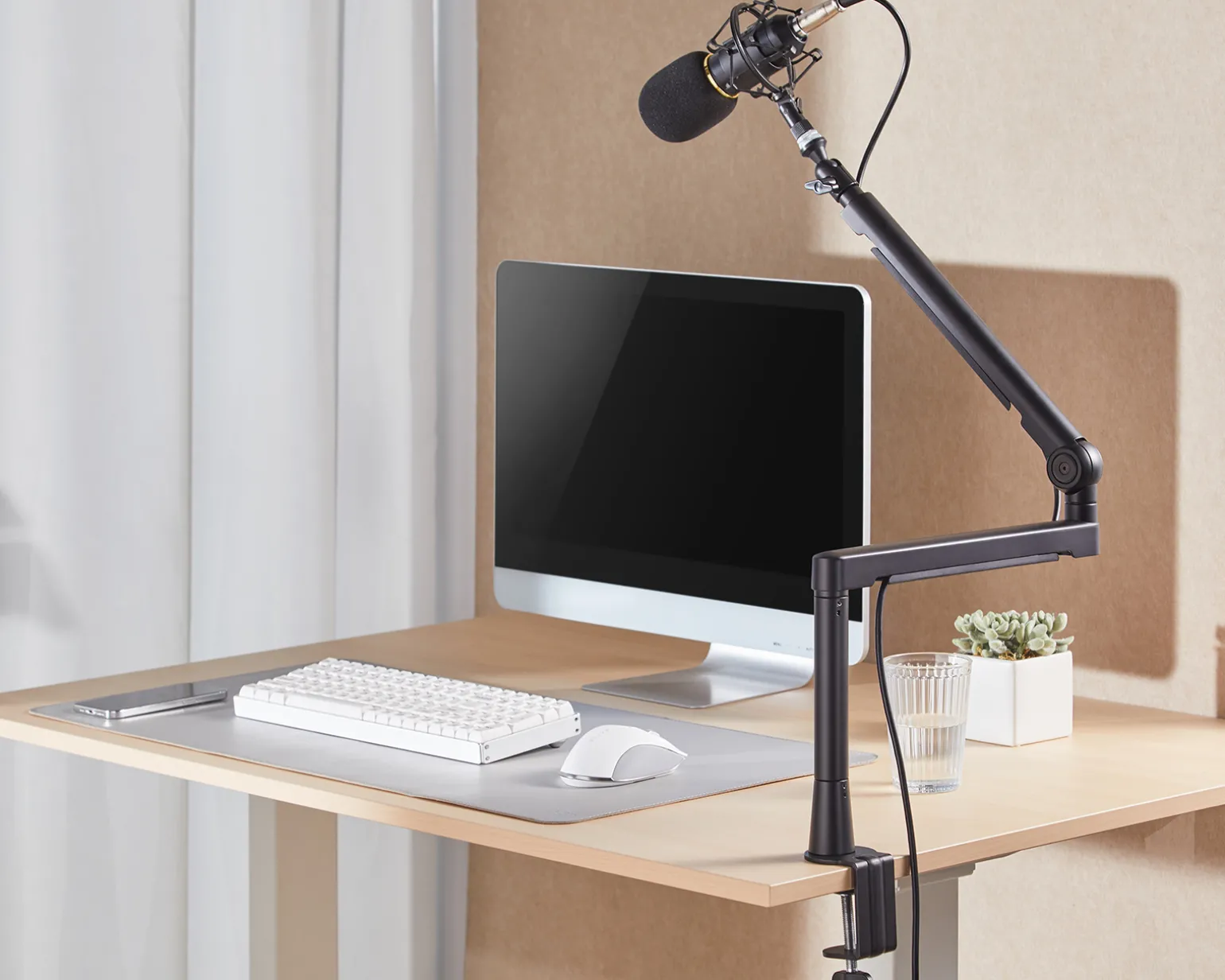 Aluminum Professional Microphone arm - Black