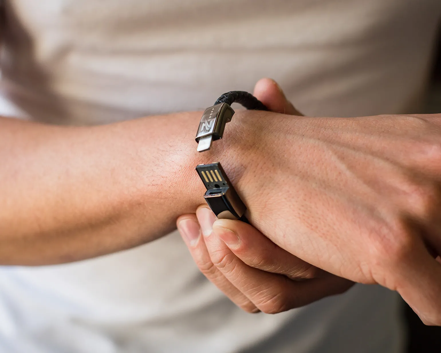 Cable Bracelet - Charing Cable Iphone (USB-A to Lightning) - 22,5cm