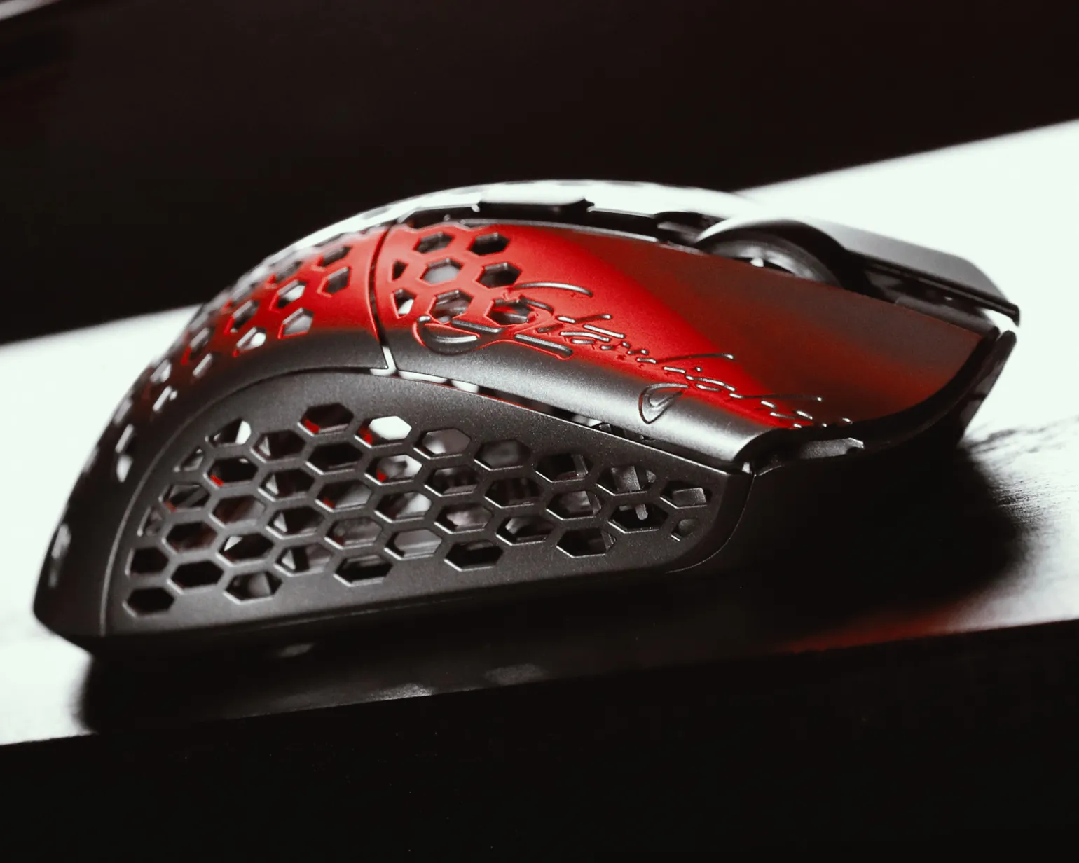 Finalmouse Starlight Pro - TenZ - Wireless Gaming Mouse - Medium