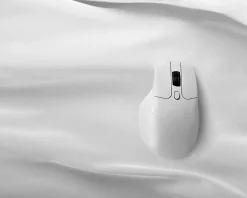 M6 Ergonomic Wireless Mouse - White