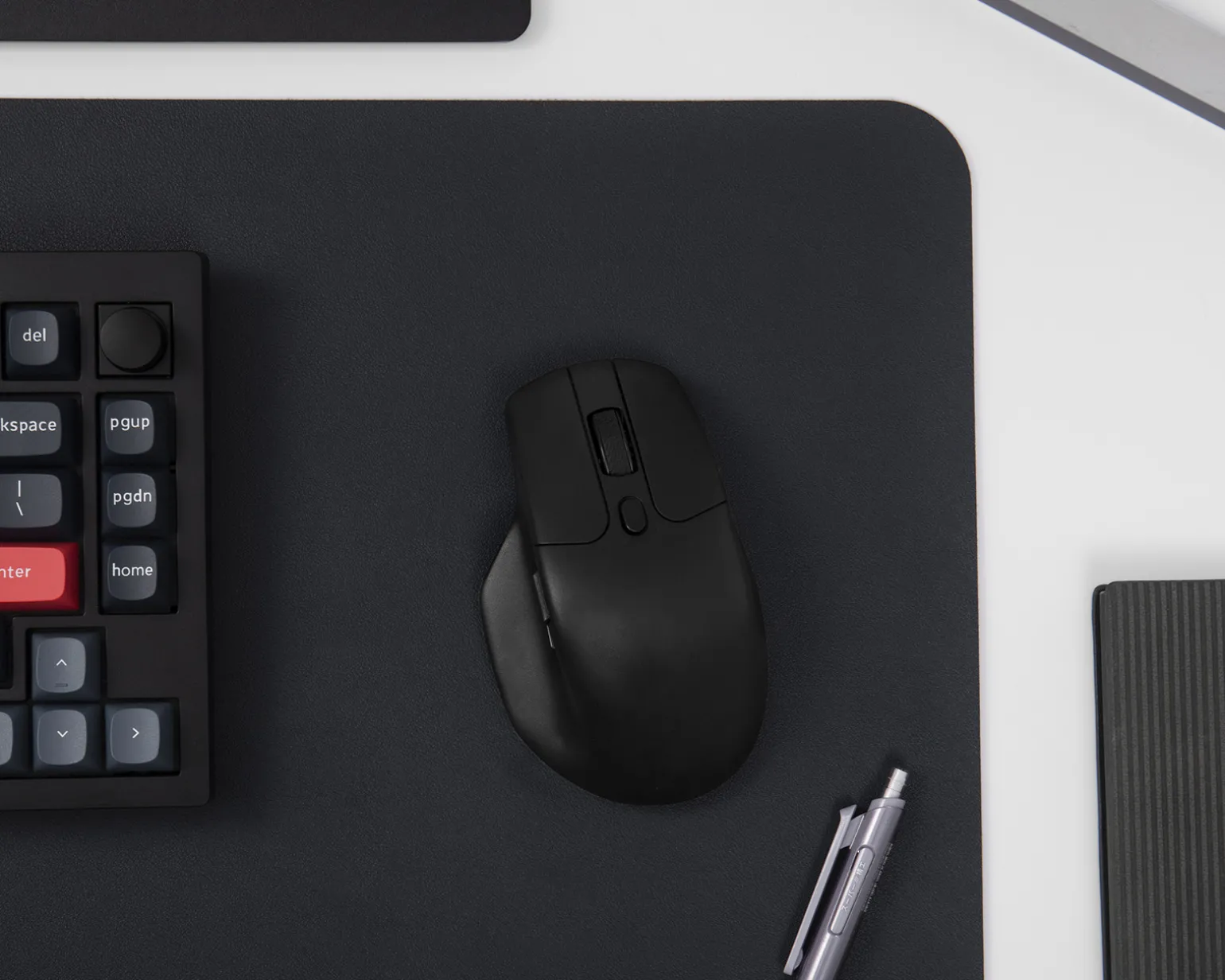 M6 4K Ergonomic Wireless Mouse - Black