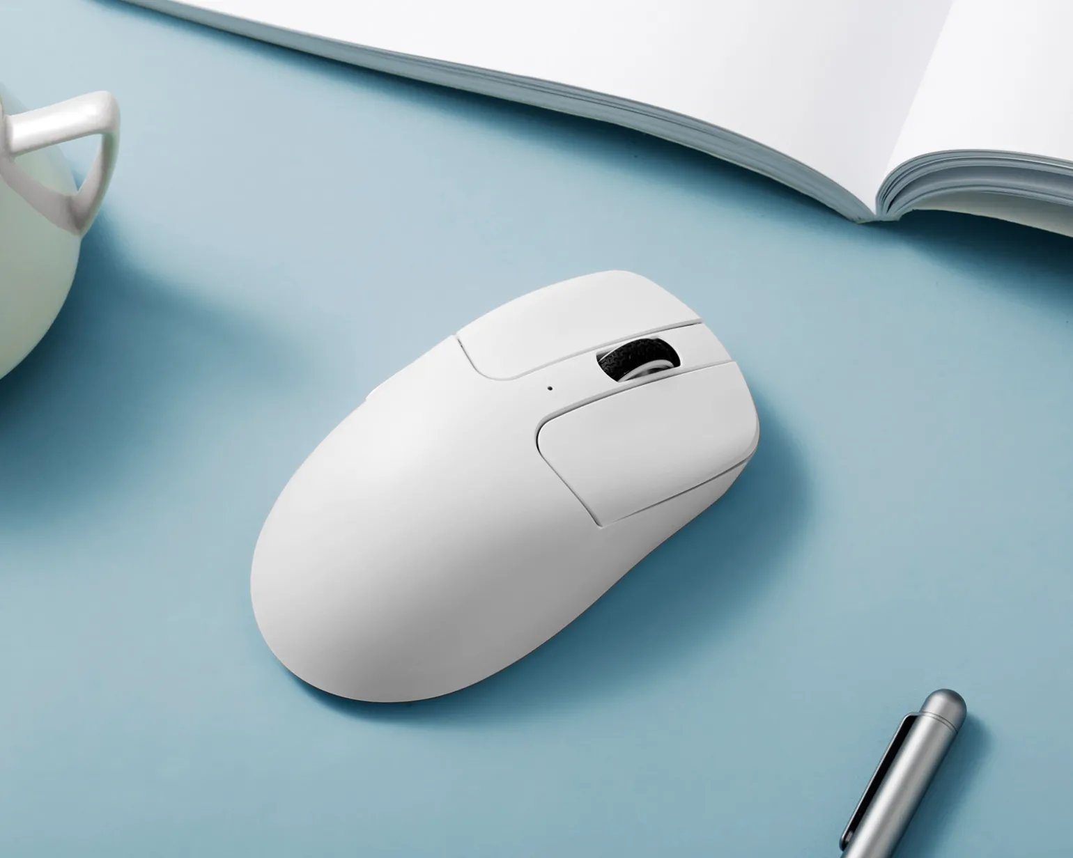 M2 4K Wireless Gaming Mouse - White