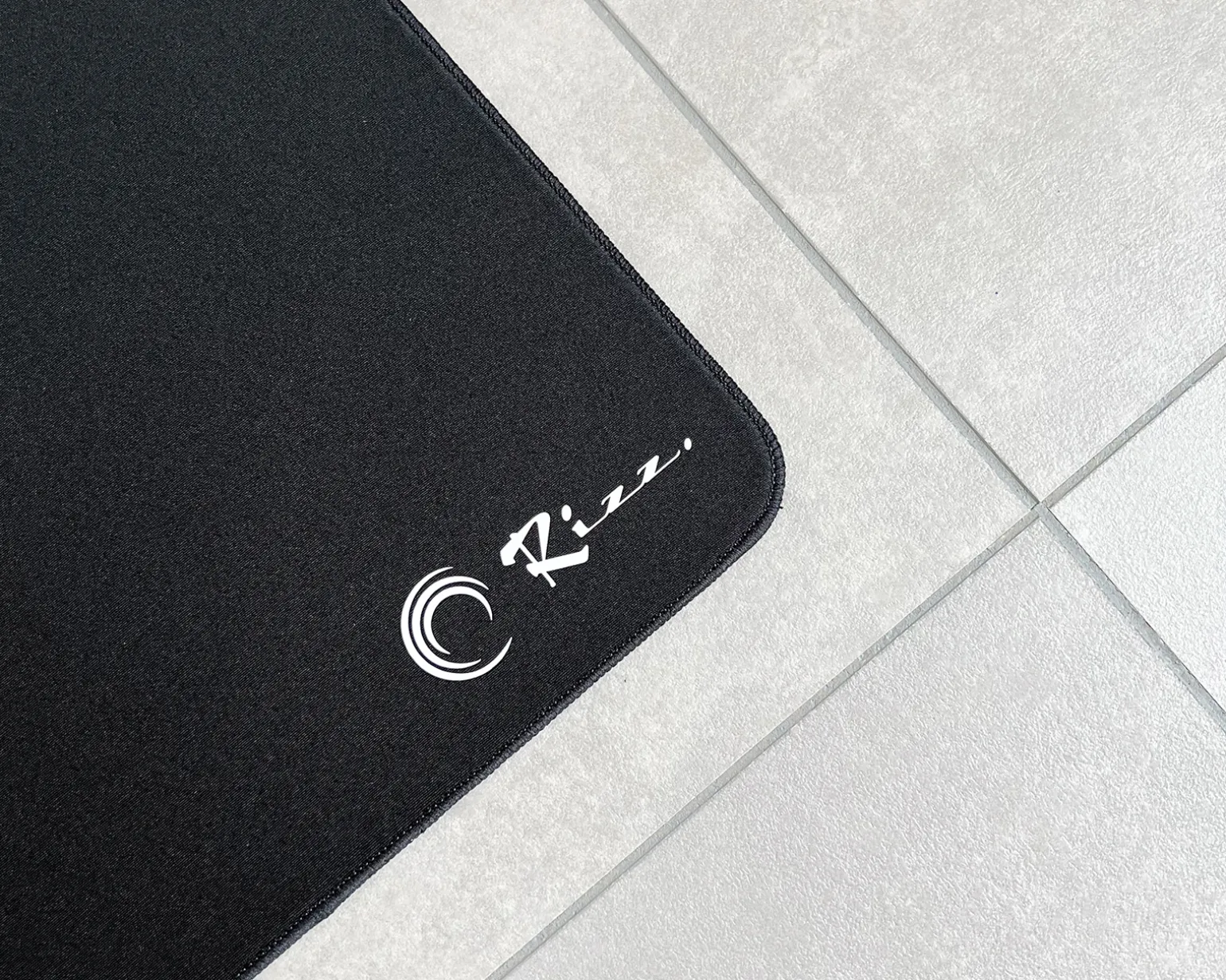 Rizz - Gaming Mousepad - L - SOFT - Black
