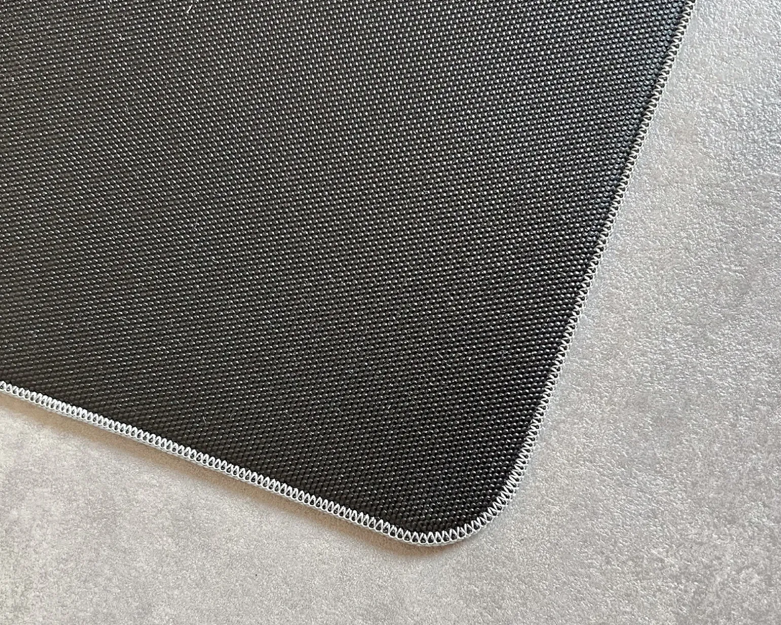 Rizz - Gaming Mousepad - M - SOFT - Grey