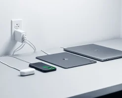 USB-C 130W Charger - Mercury