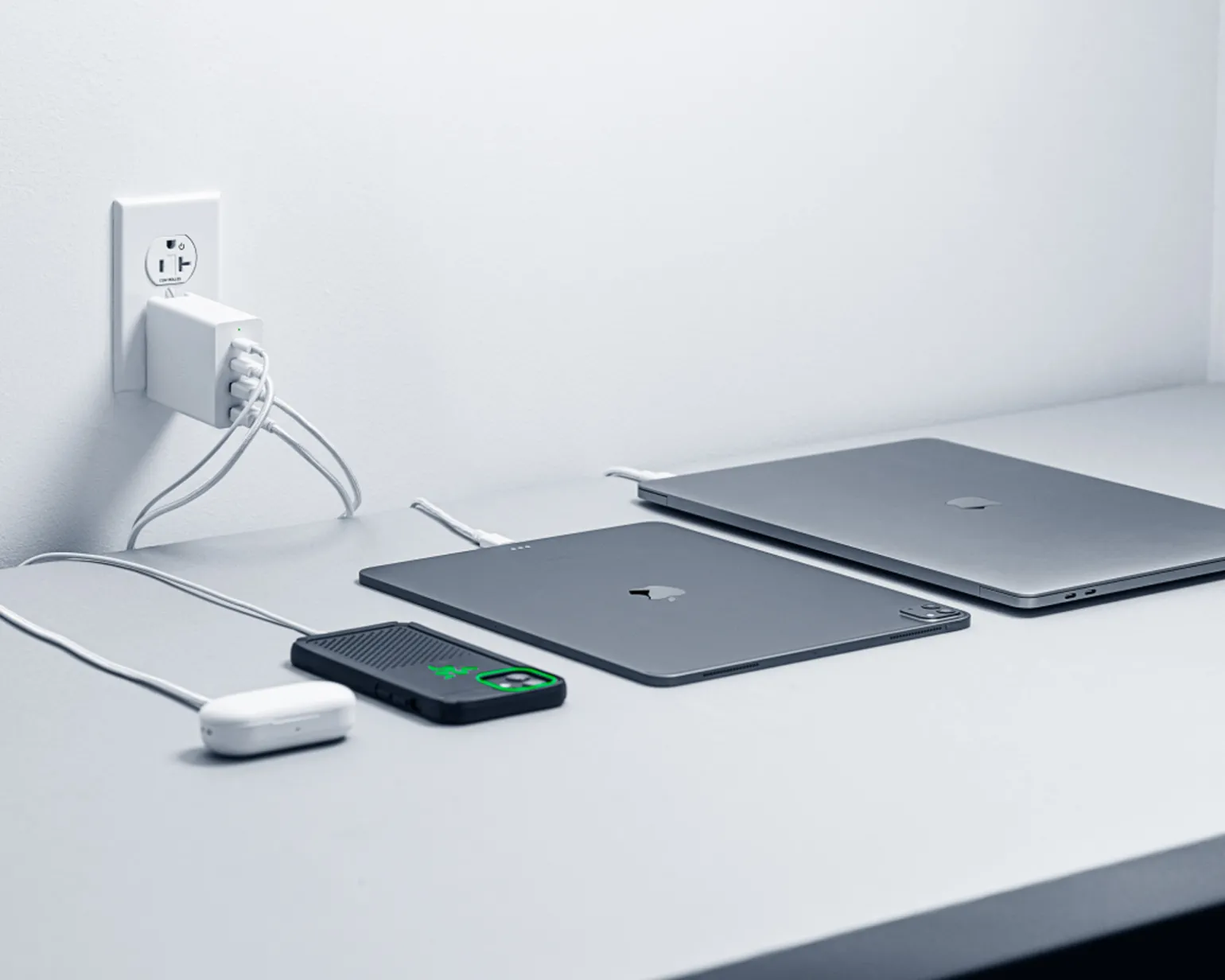 USB-C 130W Charger - Mercury