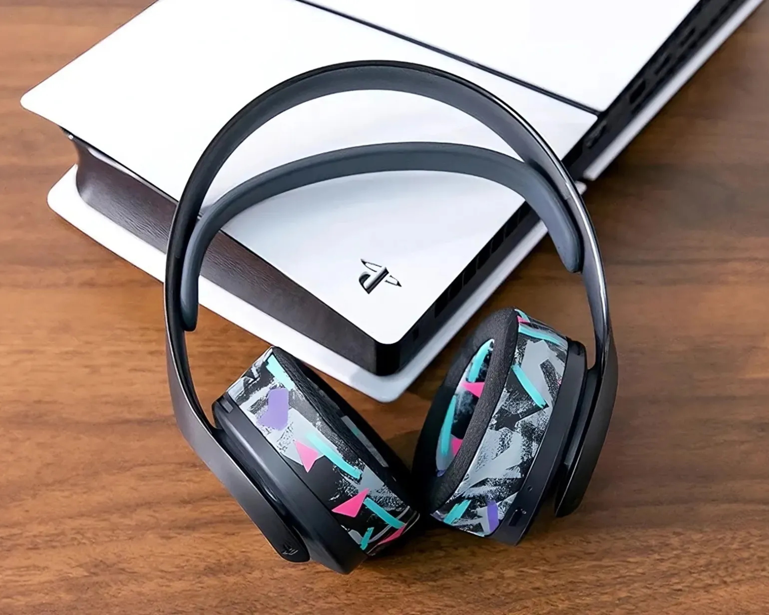WC FreeZe PS5 Pulse 3D Ear Cushions - 90''s Black