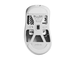 Xlite v4 Large Wireless Gaming Mouse - White